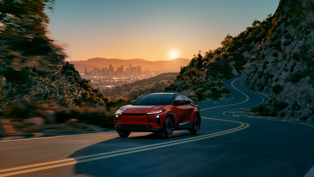 تويوتا C-HR الكهربائية الجديدة أفضل السيارات الكهربائية المرتقبة في 2026